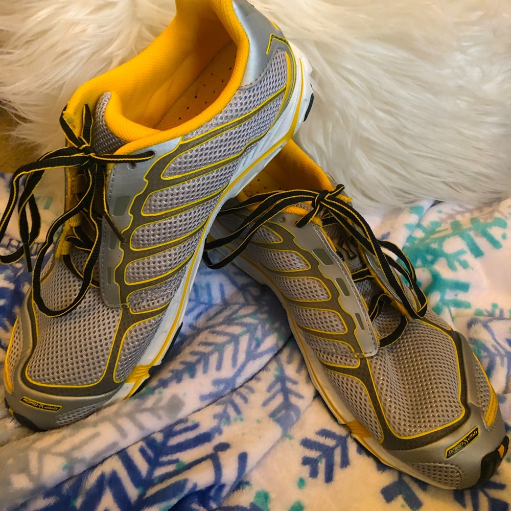 Men’s INOV Tennis shoes